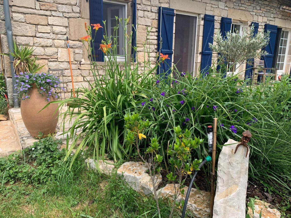 Gite La Longere Bleue Caylus Екстериор снимка